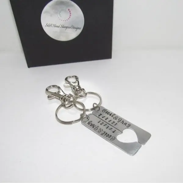 Couples coordinates or anniversary personalzied key ring, comes in a set of 2 keyrings with your dates
