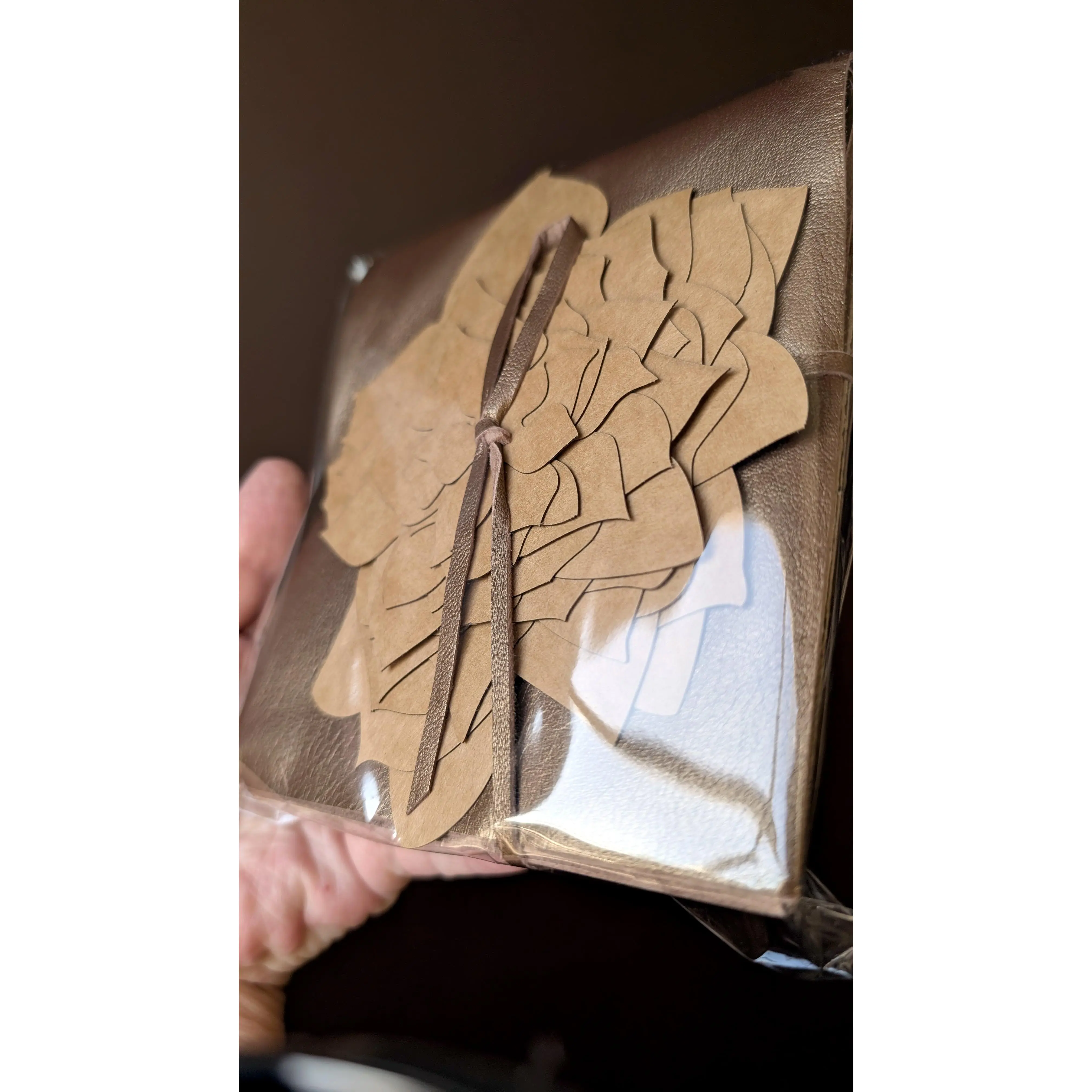 21-Piece DIY Leather Flower Kit with Reusable Templates, Premium Lambskin & Step-by-Step Tutorial