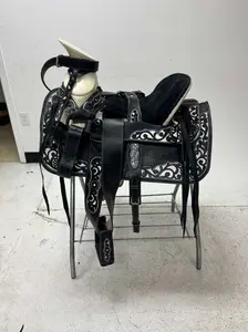 Charro Saddle 15.5” – Black Bordada “Noir II” (Set Completo)