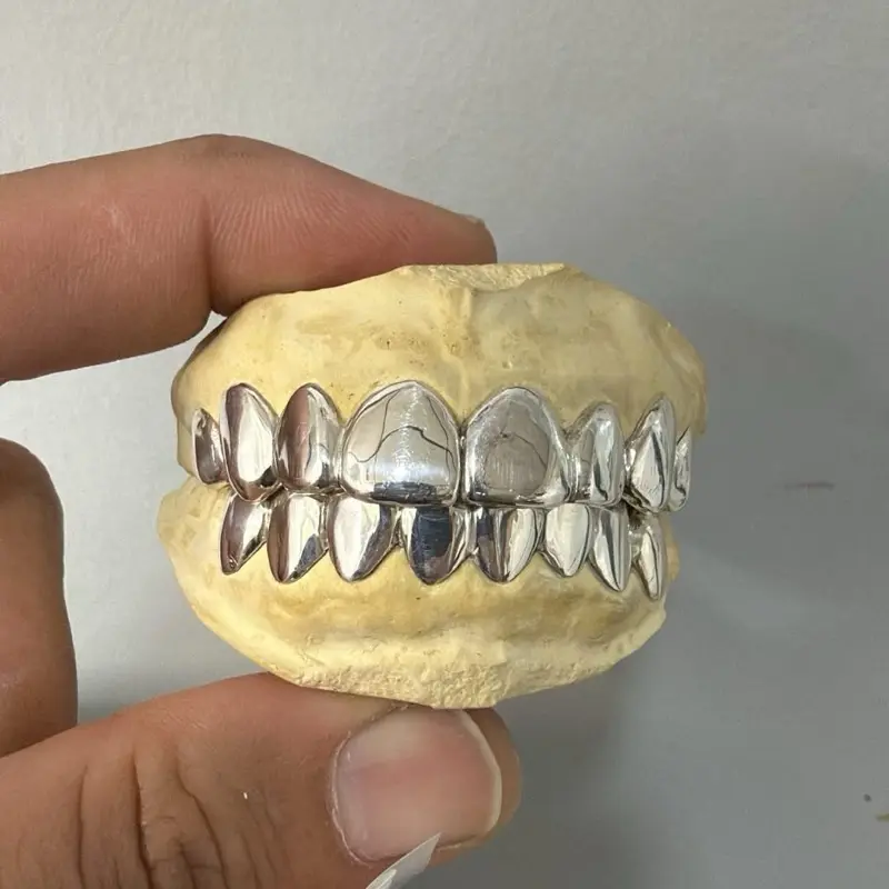 Silver grillz