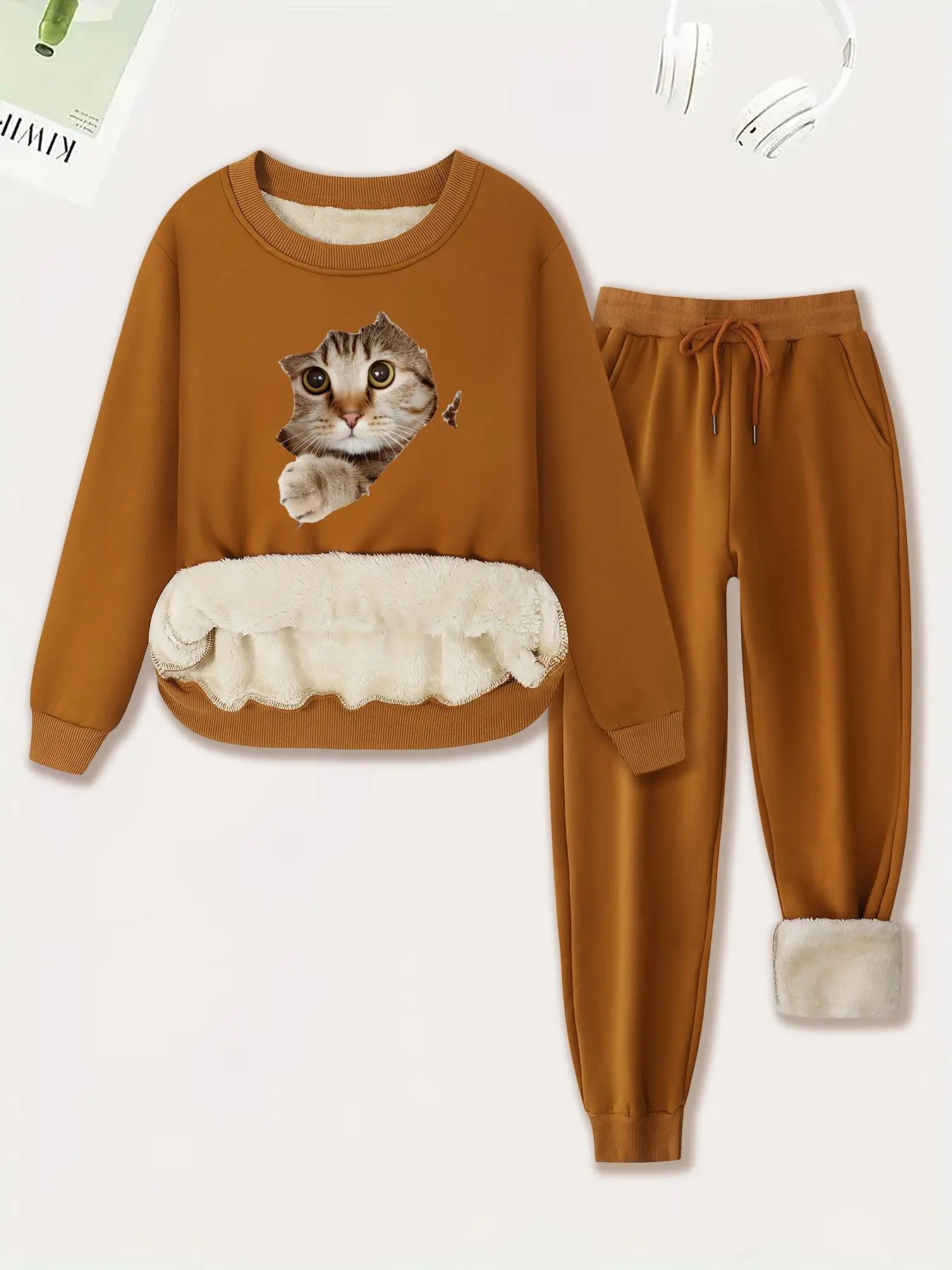 【Plus Size】Women's Oversized Cat Print Sweater Set, Thick Flannel Round Neck Pullover + Long Pants, Casual Fall & Winter