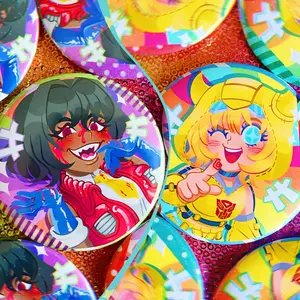 Kotobukiya Starscream and Bumbleebee Transformers Buttons