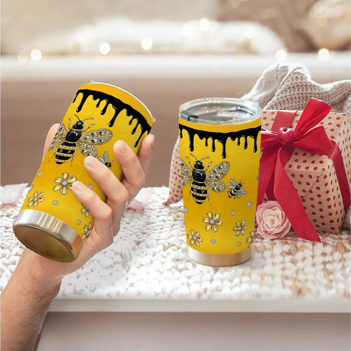 1pc 600ml/20oz Portable 304 Stainless Steel Insulated Bottle - Glam Jeweled Bee and Flowers Pattern Tumbler, 500-1,000 ml Casual Kitchenware for Adults, Luxurious Gift for Bee Lovers, Coffee Use
