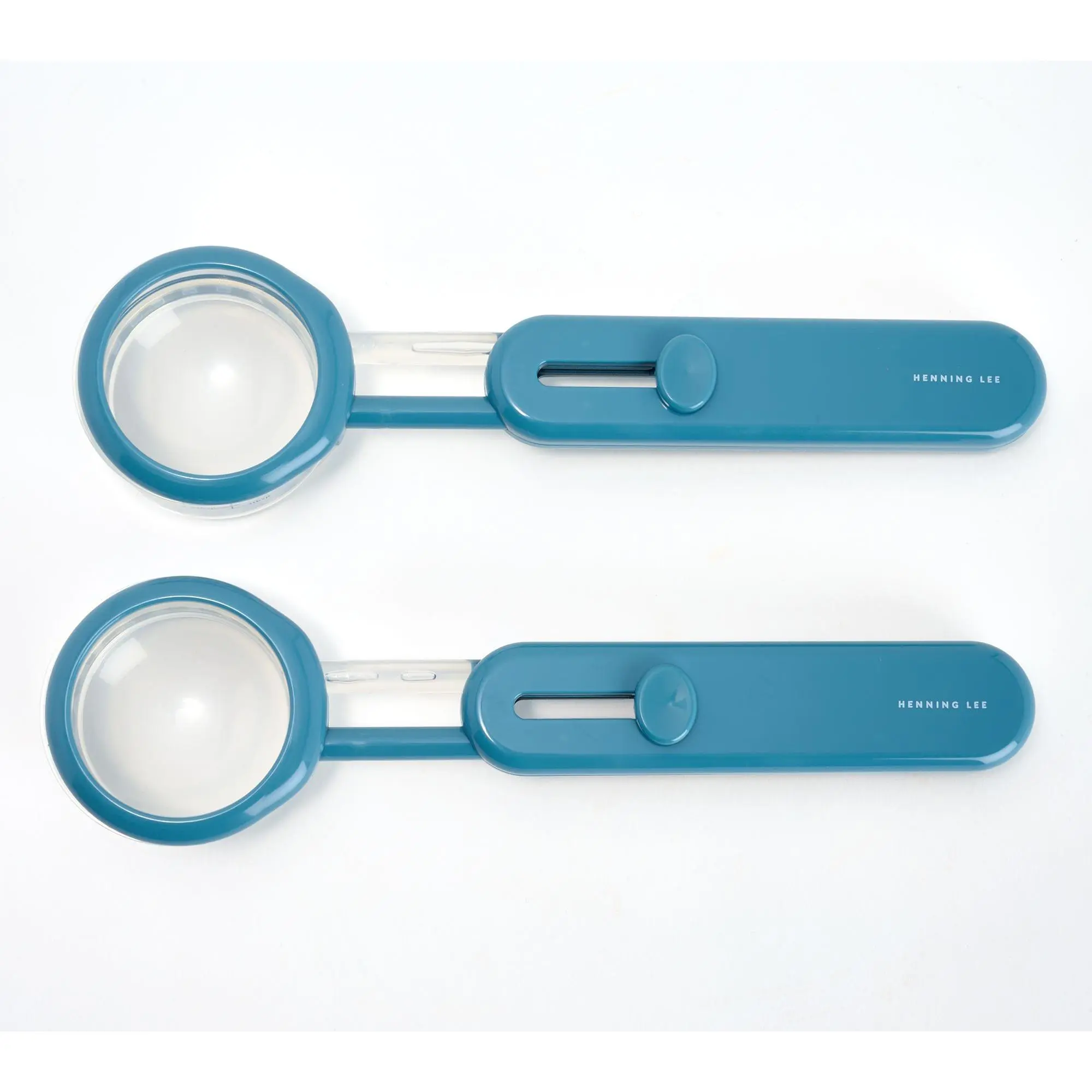 Henning Lee Set of 2 Precision Measuring Scoops