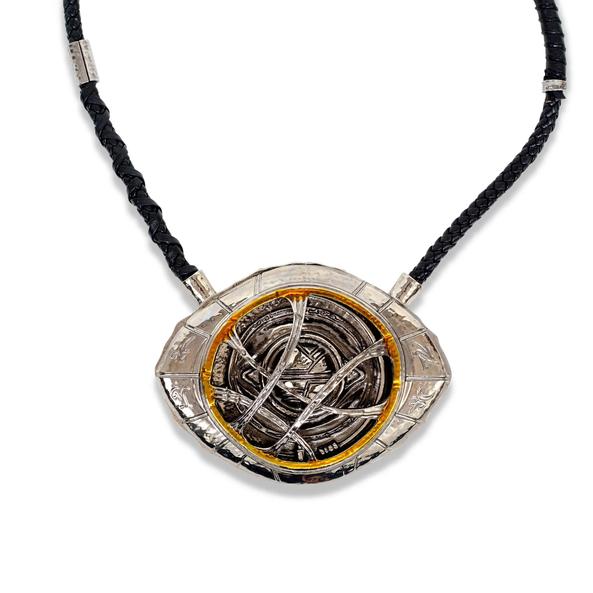 Marvel Doctor Strange In The Multiverse of Madness Brass Eye Of Agamotto Replica Necklace, Fashion Costume Jewelry Accessory with Leather Strap, Shiny Silver Plate, Black Leather Strap, Cosplays, Collectibles, Fantasy-Inspired Necklaces, Multiverse Look