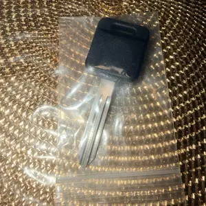 Uncut New 46-Chip Ignition Transponder Car Key Replacement, Car Key Accessory, Fits Infiniti G20, I30, I35, FX35, QX4, QX56; Nissan 350Z, Altima, Armada, Maxima, Quest, Versa, Xterra; Chevy City Express; Suzuki Equator