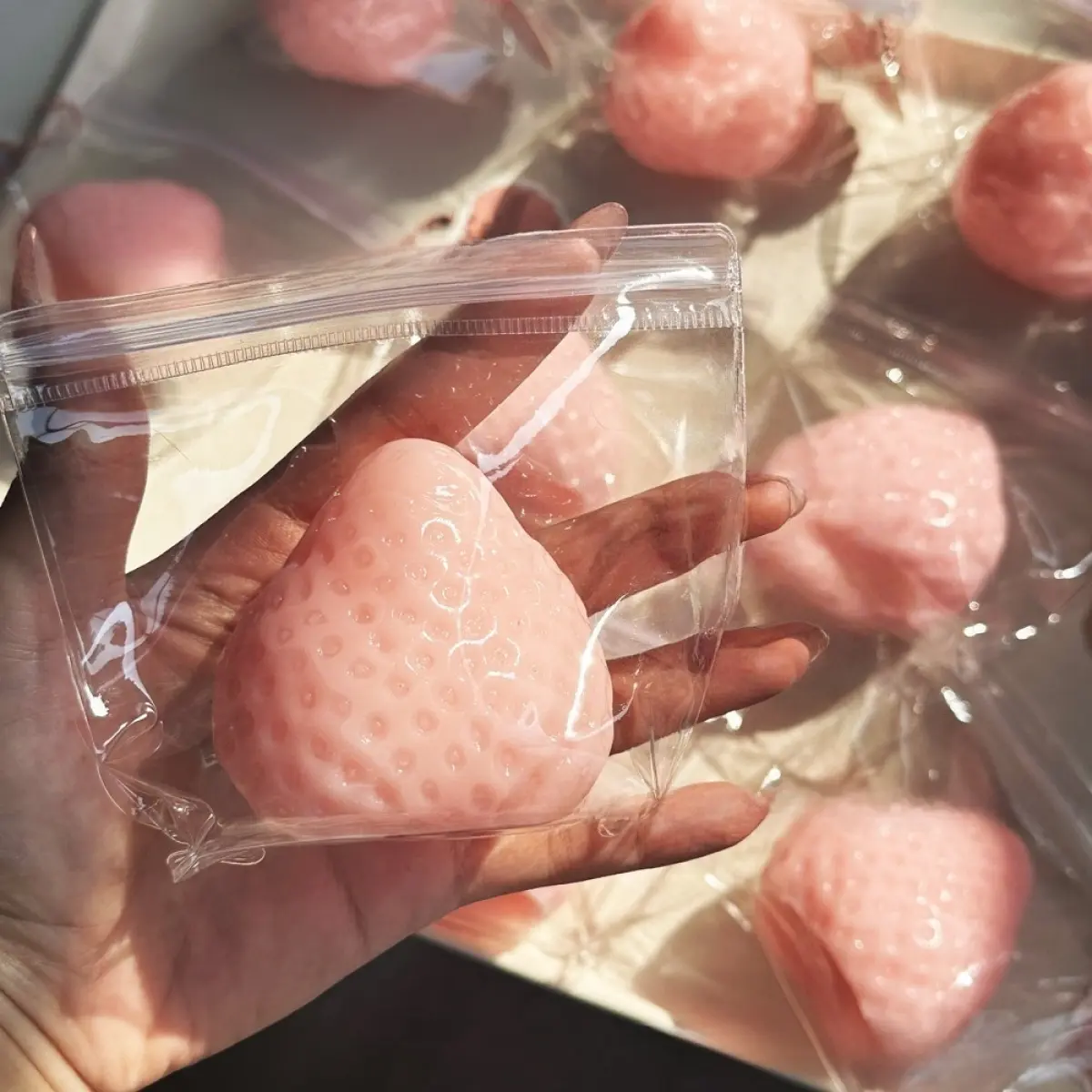 Big Strawberry - Pink