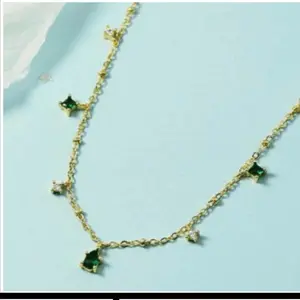 Emerald princess necklace beach bumz
