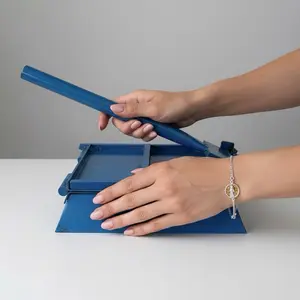 7.5in Metal Tortilla Press - Durable & Efficient for Perfect Tortillas