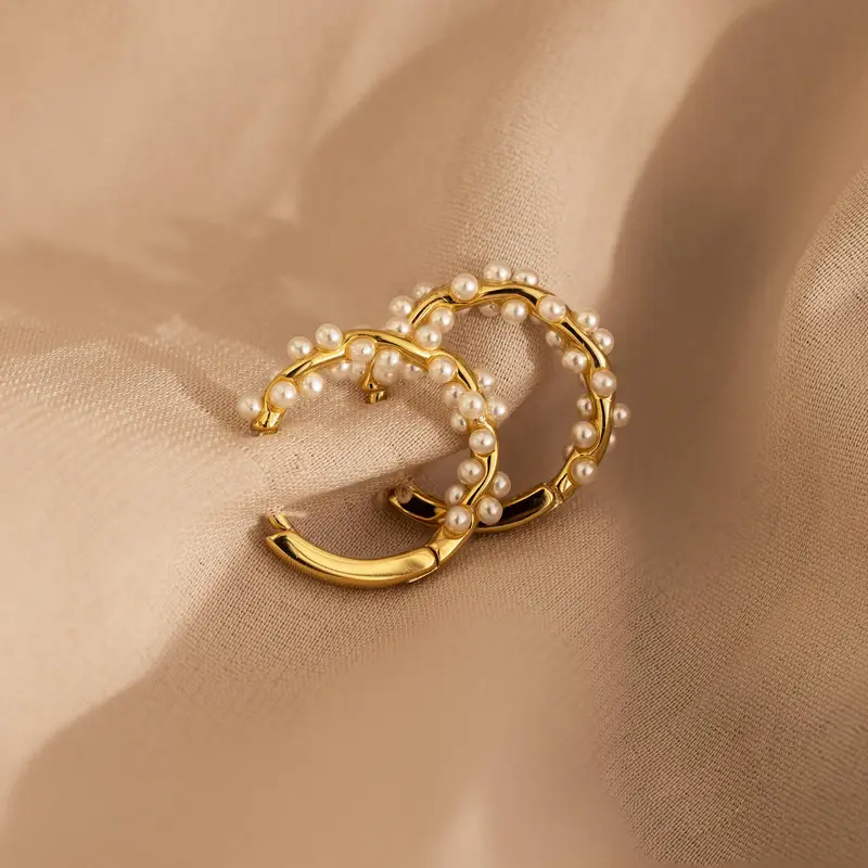 Pearl Cluster Huggies by Caitlyn Minimalist - Pearl Twist Huggie Hoop Earrings in Gold & Silver - Dainty Wedding Jewelry - Bridal Shower Gift