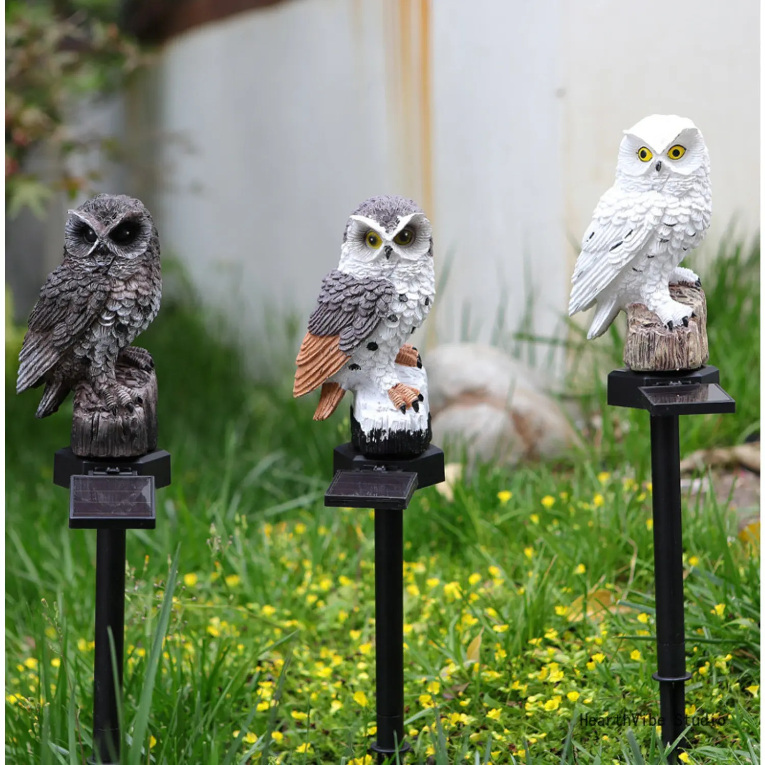 Realistic Resin Owl LED Solar Lawn Stake Lamp - Solar Garden Lamps, Outdoor Backyard Decor Lighting for Sports & Outdoor Use