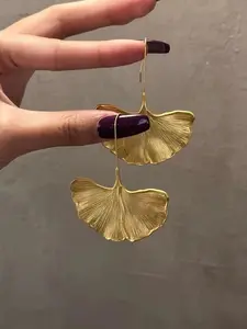 Elegant Ginkgo Leaf Pendant Earrings for Women, Exaggerated Fashion Statement Jewelry, Casual All Season Accessory, High Quality Earrings, Trendy Fashionable Accessories