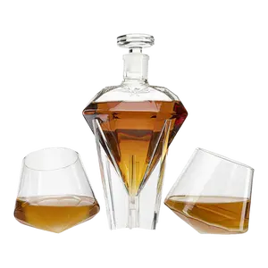 Crystal Decanter Set with Diamond-Shaped Stopper and Two Glasses