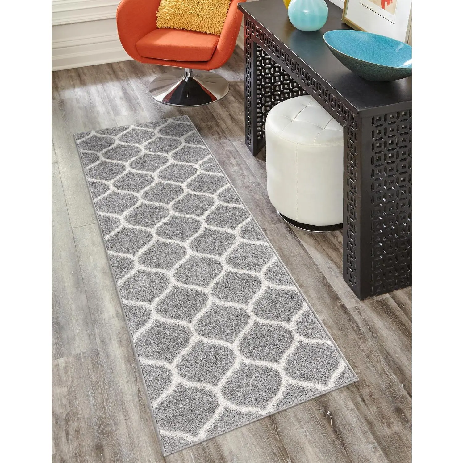 Light Gray Geometric Trellis Frieze Rug - Polypropylene, Fringeless Edge, Plush Texture, Indoor Area Rug, Hallway, Home Decor Decorative, Moroccan Vibes, Hallway Rug