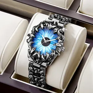 Retro Claw-Design Men’s Quartz Watch – Waterproof Luxury-Style Fashion Wristwatch | Luminous & Trendy