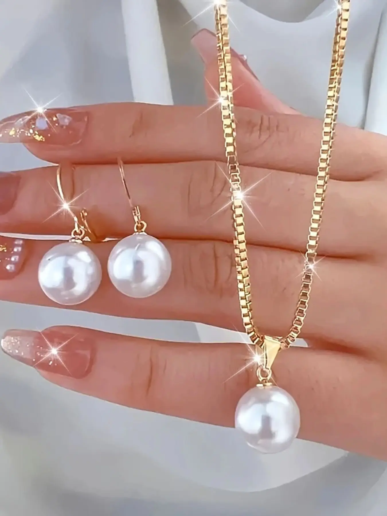 3pcs Women'S Fashionable Trendy Jewelry Set | Simple Japan and South Korea Style Round Bead Earrings, Necklace and Pendant Set with Imitation Pearl and Copper | Ideal for Daily, Vacation, and Beach Occasions