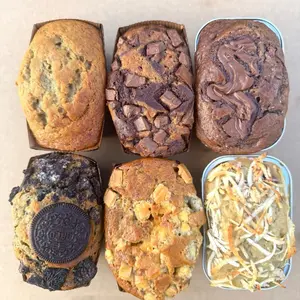 Adventure Box – 6 Mini Loaves, Soft, Moist & Flavor-Packed – Fresh-Baked, Real Ingredients, No Preservatives