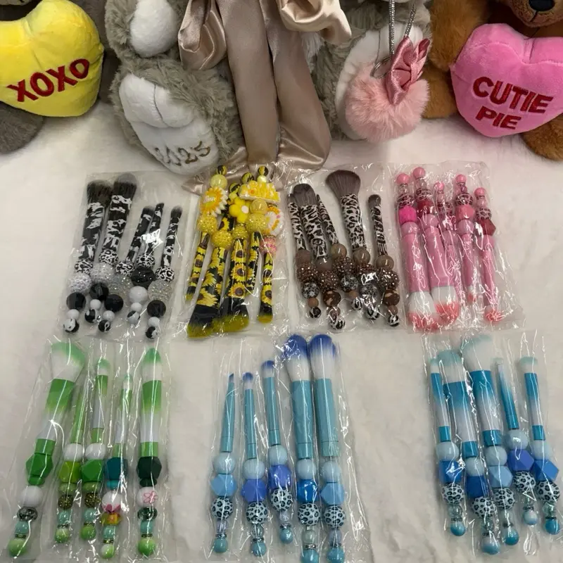 Beaded Makeup Brushes - Assorted Colors & Designs for Perfect Application