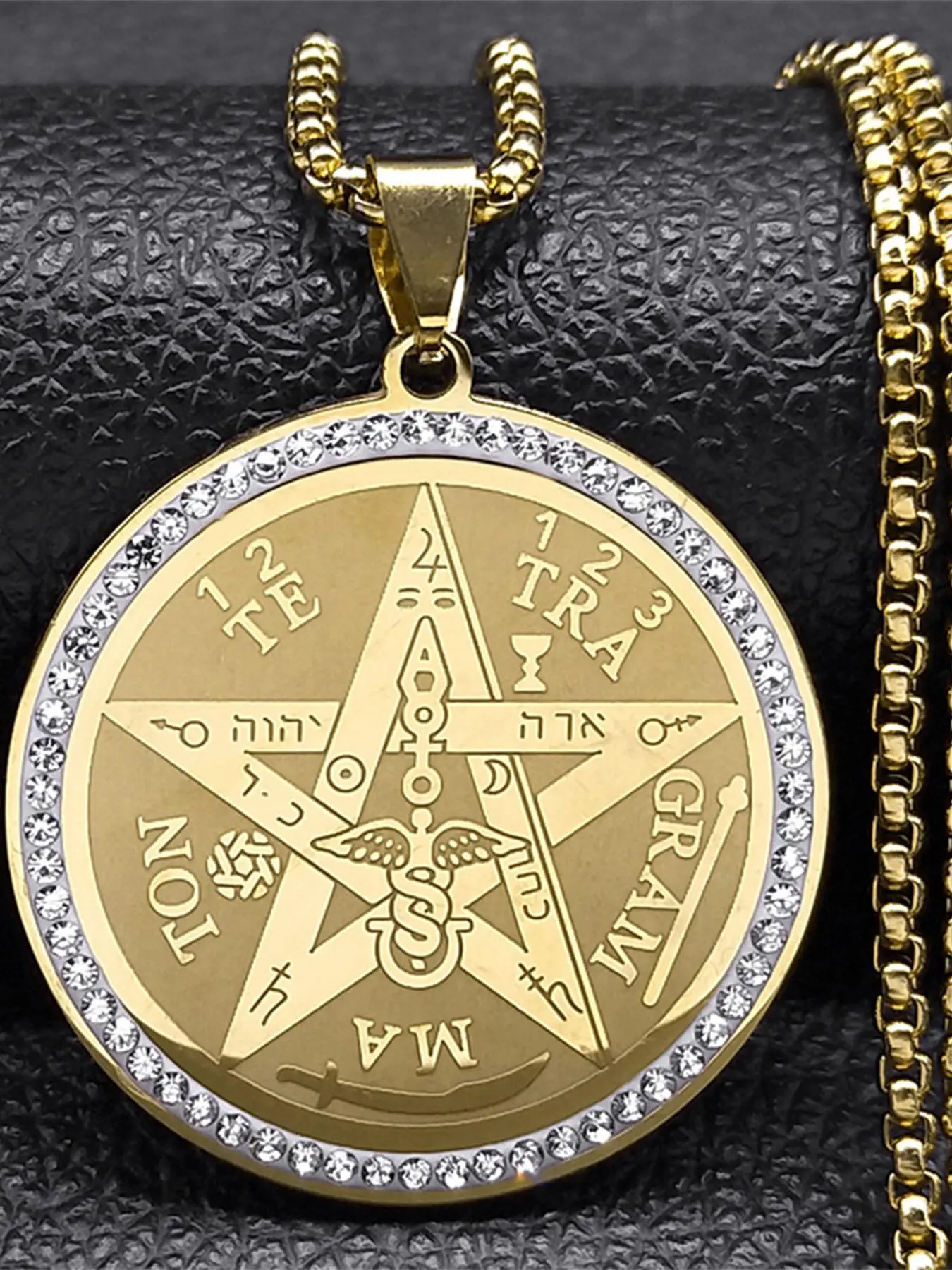 Tetragrammaton Pentagram Amulet Geometric Pendant Necklace, Stainless Steel Jewish Israel Tetagramaton Chain Engraved Necklace, Fashion Jewelry Accessories for Men & Women