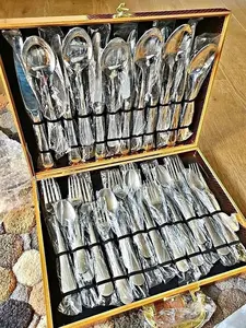 24 Pcs Silverware Set with Steak Knives Service for 4 Stainless Steel Flatware Tableware Set (Box not include)