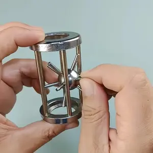 Metal Durable Brain Teaser Puzzle Game, Adult Trap Ball Challenge Toy, Perfect Gift for Birthdays, Anniversaries, Parties, Valentine's Day