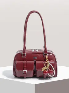 Valentine's Day women's pendant paired with a shoulder bag, Crossbody shoulder bag, women's underarm bag, suitable for giving gifts to girlfriends on Valentine's Day, shopping, dating, and gatherings