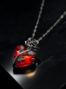 Charming Heart Shaped Rose Pendant Necklace for Men, Gothic Style Clavicle Chain, Trendy Men's Fashion Jewelry, Unique Gift Idea, Alloy Pendant