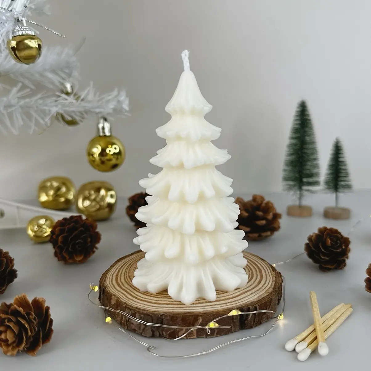 Christmas Tree Scented Decor Candle