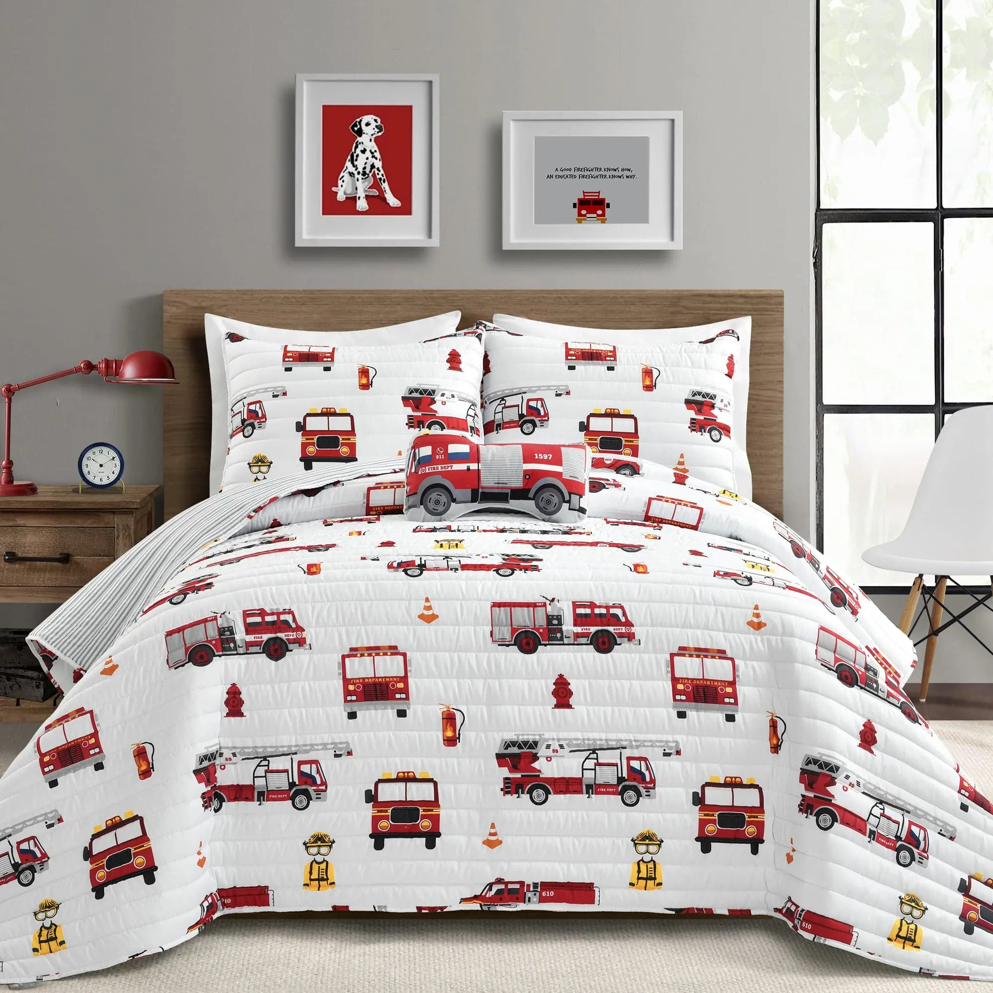 Lush Decor Firefighter Print Reversible Polyester Bedding Set - Multi-Size, Machine-Washed Compatible (Twin/Full/Queen)