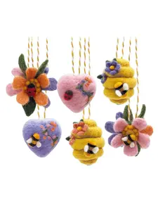 Beginner Springtime Ornaments Needle Felting Kit