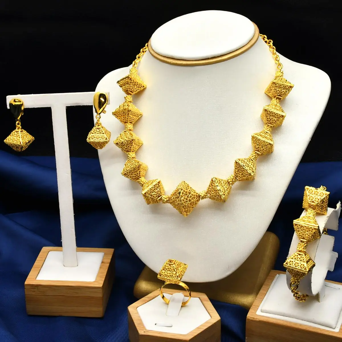 Nigerian Bead Necklace Earrings Jewelry Sets For Women Fashion 24K Gold Color Wedding Bracelets Indian Rings Bridal Gift