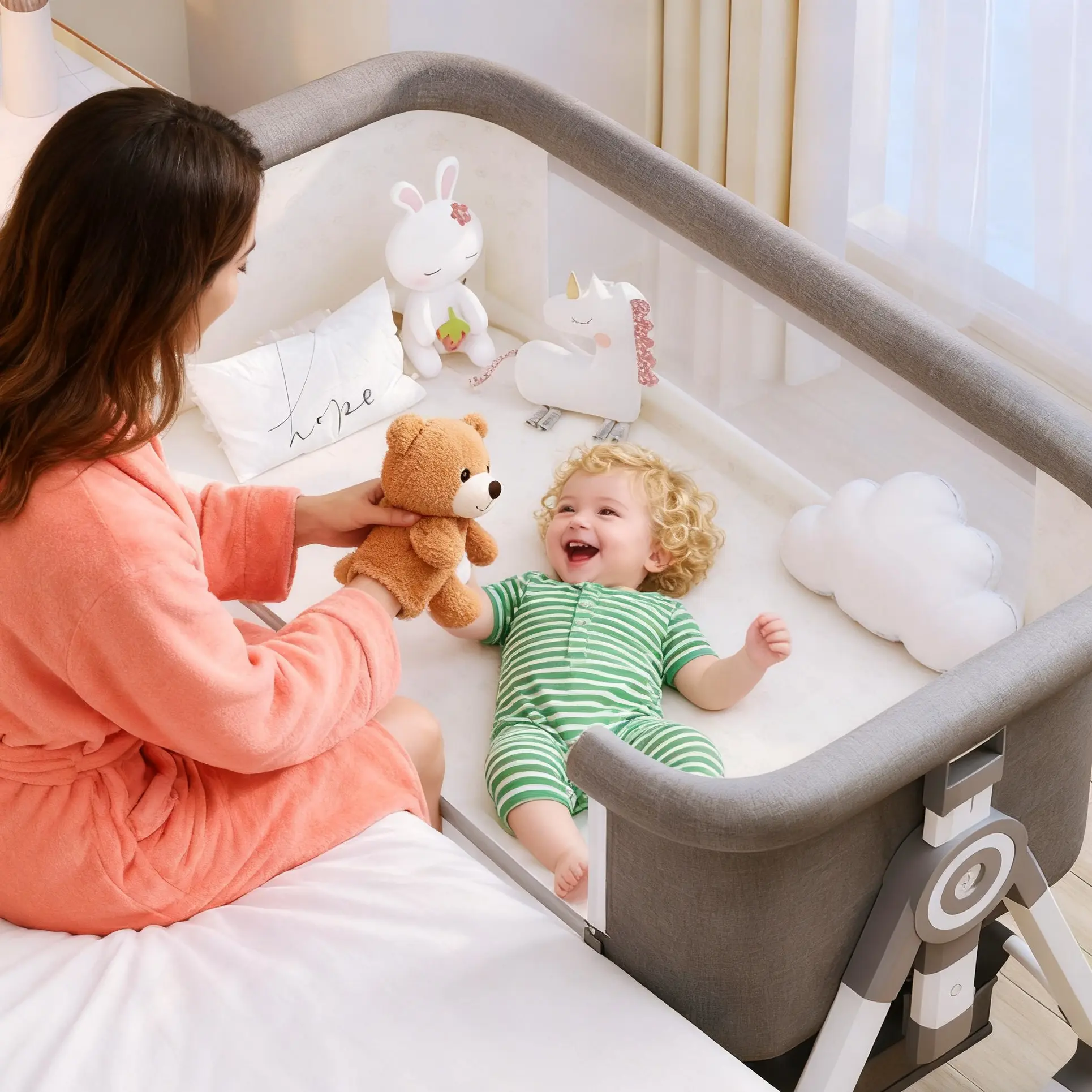 5 in 1 Baby Bassinet Bedside Sleeper, Convertible Baby Crib with Rocking Mode, Wheels and Adjustable Height, Foldable Bassinet with Breathable Mesh, Comfy Mattress, Storage Basket and Removable Mosquito Net