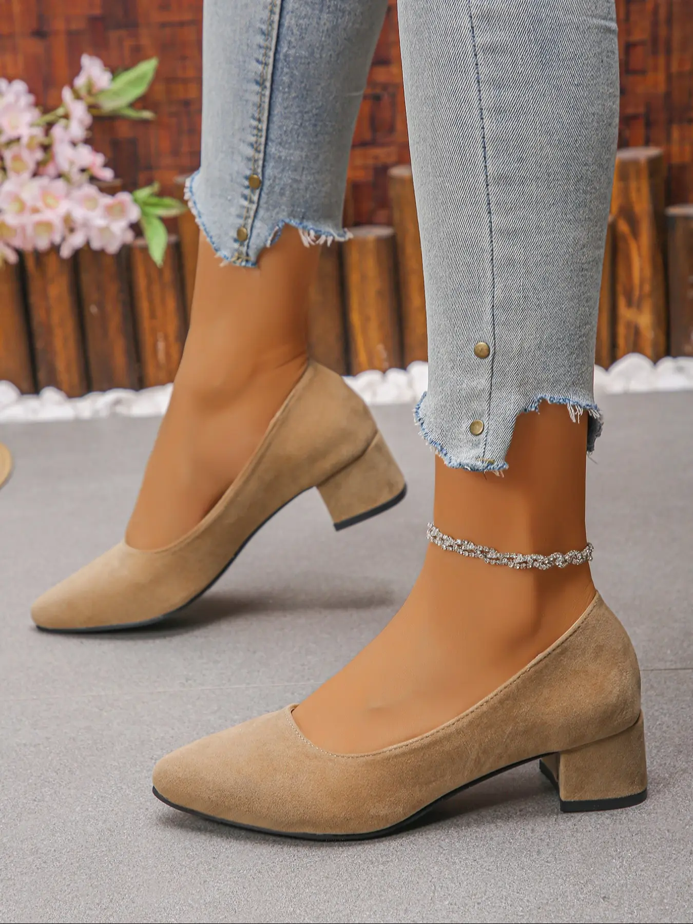 Women's Minimalist Classy Pointed Toe Chunky Heel Suede High Heels, Ladies Footwear for All Occasions, Dress Formal Shoes, High Heel Pumps, Classic Shoes, Chic Party Shoes, Elegant Party Footwear, Evening Footwear