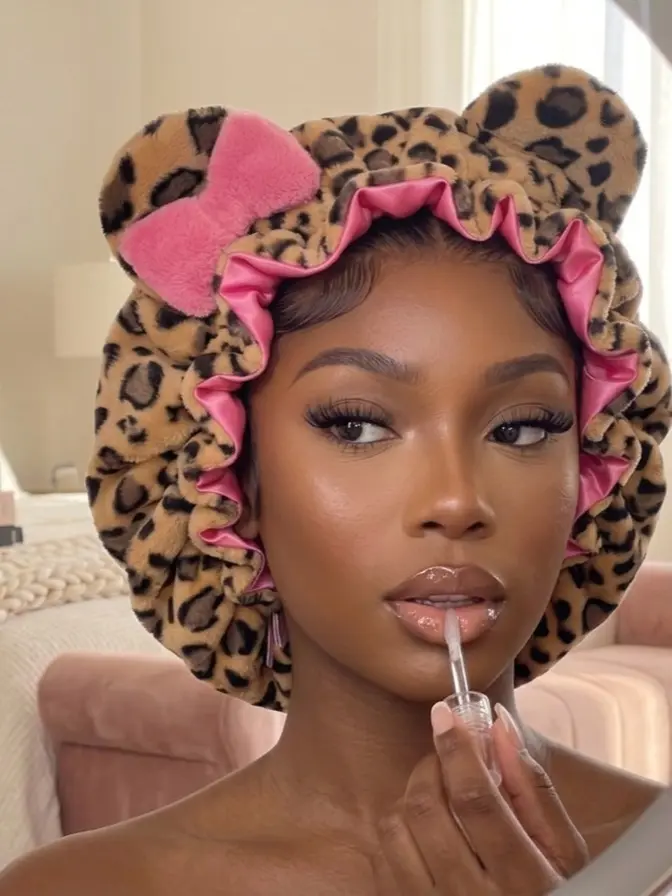 Teddy Hair Bonnet for Women, Protective Hooded Hair Hat in Pink Leopard Print, Sleep Cap for Styling and Haircare