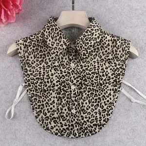 Stylish Leopard Print Brown Polyester Faux Collar for Women Black & Beige Pattern Shoulder Accessory One Size Fits Most Under 65 kg Ideal for Casual or Fashionable Outfits