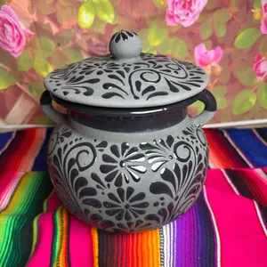 Bean pot estilo cielito lindo color negro