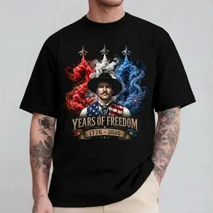 Doc Holliday America 250th Anniversary Cowboy T-Shirt 1776-2026 Years of Freedom Patriotic USA Flag Vintage Western Graphic Tee for Men