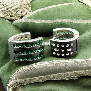 SMALL HUGGIE EARRING IN MEXICAN SILVER .925