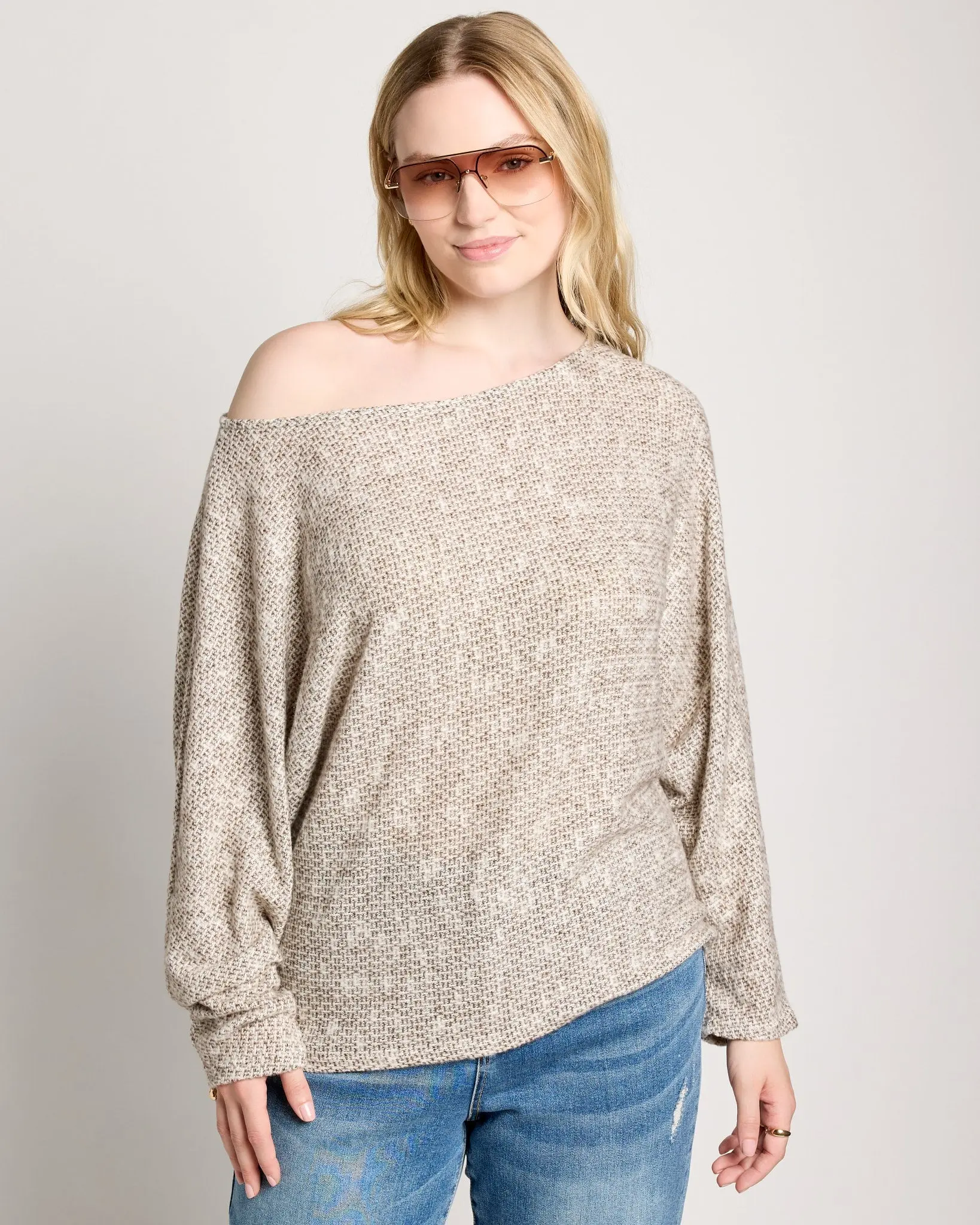 Women's Plus Size Ultra-Soft Loose-Fitting Dolman Top - Plain, Versatile Boatneck Blouse with Slip-On Look, Casual Basic Style (Can Be Worn Off-the-Shoulder)