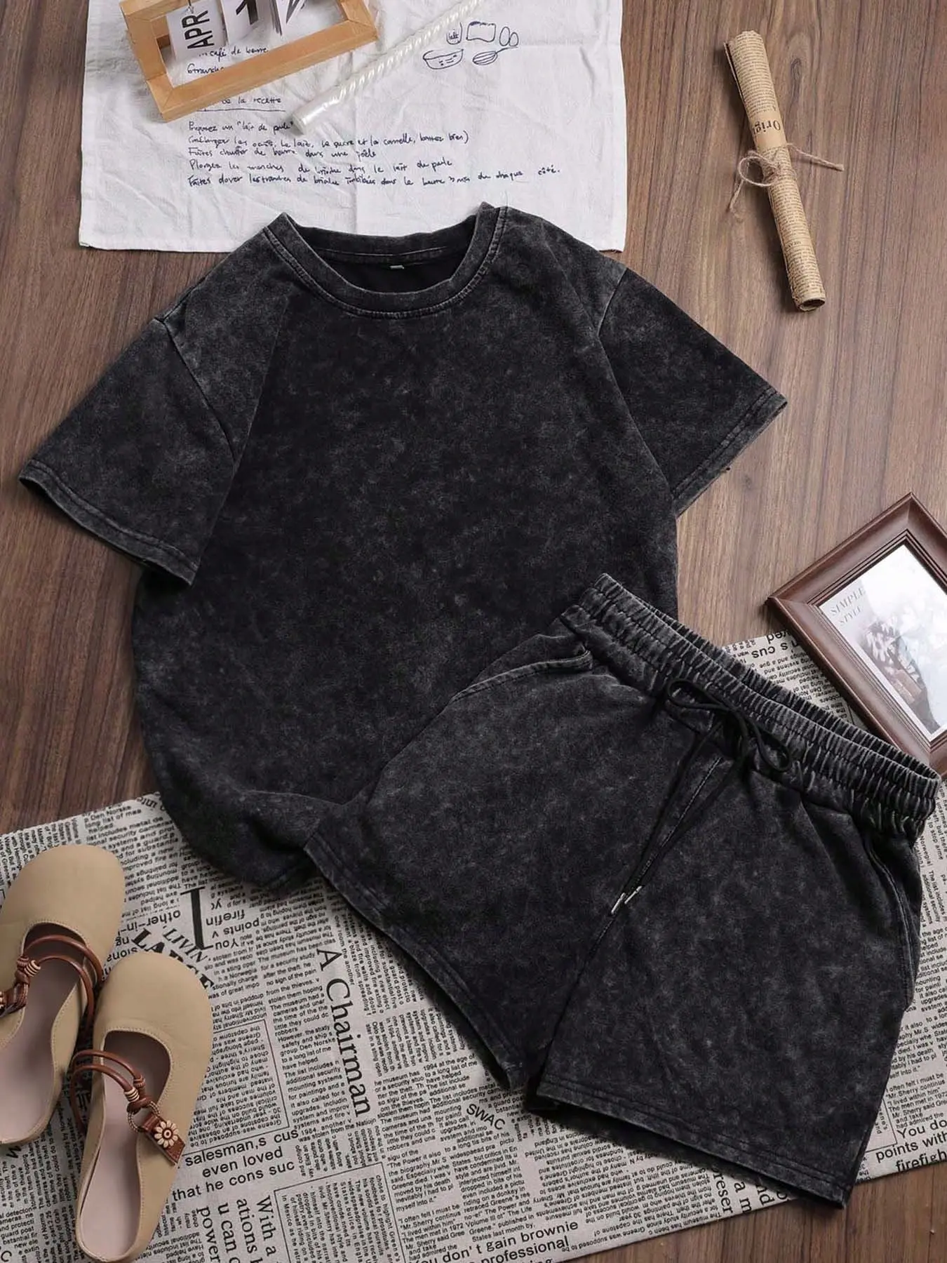 Girls’ vintage washed short-sleeve T-shirt + shorts set, casual breathable two-piece outfit for comfortable everyday wear for children