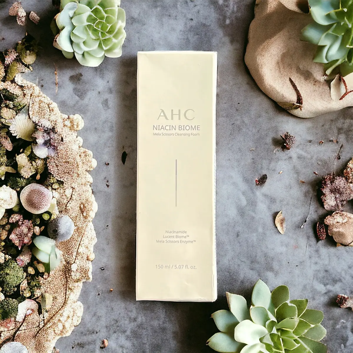 AHC Niacin Biome Mela Scissors Cleansing Foam 150ml