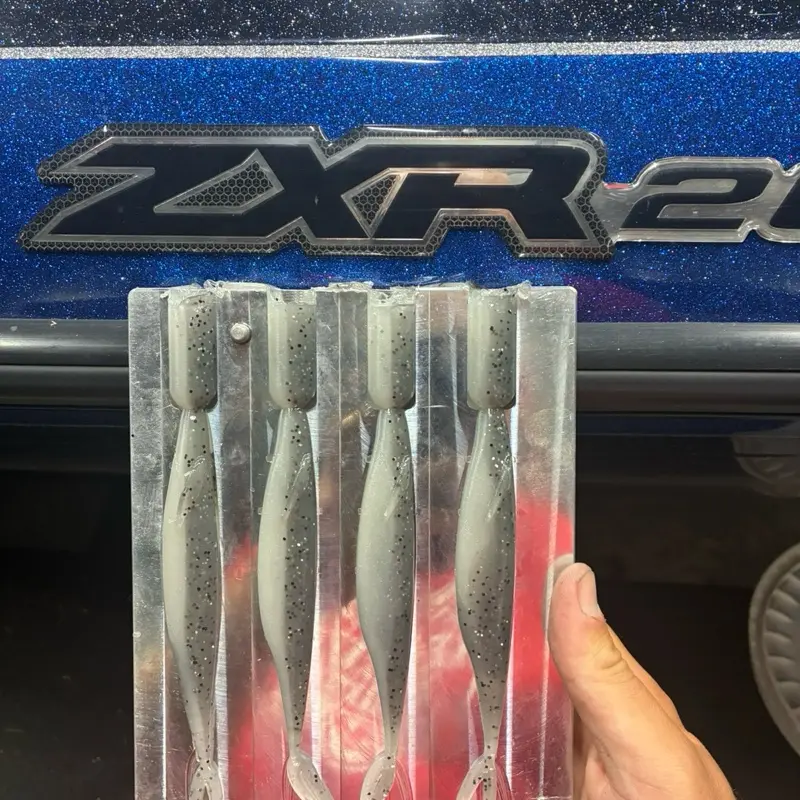 Kash Money Minnow Fishing Lures 5in - Pack of 5 High Quality - Ideal for Catching Large mouth smallmouth and Spotted bass - Durable and Effective