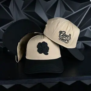 Clover SnapBack hat-brown/black