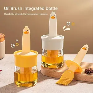 Food-grade barbecue brush, lint-free glass, household high-temperature resistant locking oil brush, silicone brush, cooking oil bottle brush.