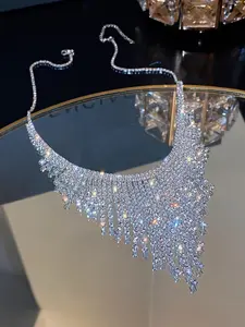 Rhinestone Decorated Pendant Necklace for Women for Gift, Elegant Necklace for Fashion Jewelry Party, Daily Decor, Trendy All-match & Exquisite Jewelry for Birthday Gift