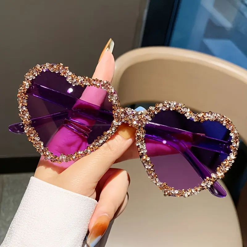 1 pair of women's heart-shaped glasses - frameless party glasses, purple and transparent heart-shaped frame, suitable for dances, Valentine's Day, daily use - fun photo props and personalized accessories, night decorations for dances, bright glasses