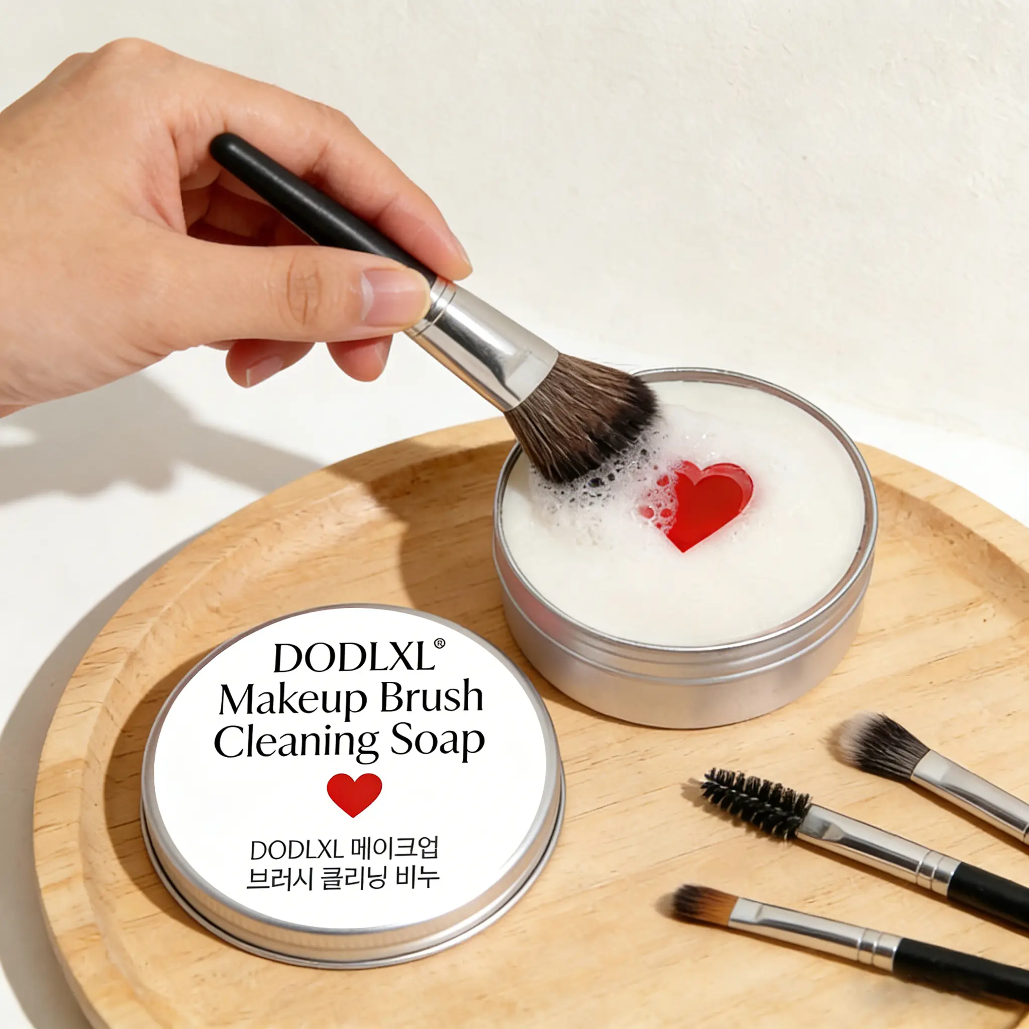 DODLXL Makeup Brush Cleansing Soap with Silicone Cleaning Pad - Solid Form, Sodium Stearate, Effective Cleaning, 3.52oz/100g Makeup Brush Cleaner for Use with Pad, Makeup Brush Cleaning
