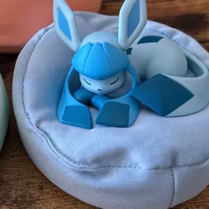 Authentic Pokémon Eevee Evolutions Sleeping Series Glaceon Figure Toy Box Cute Collectible