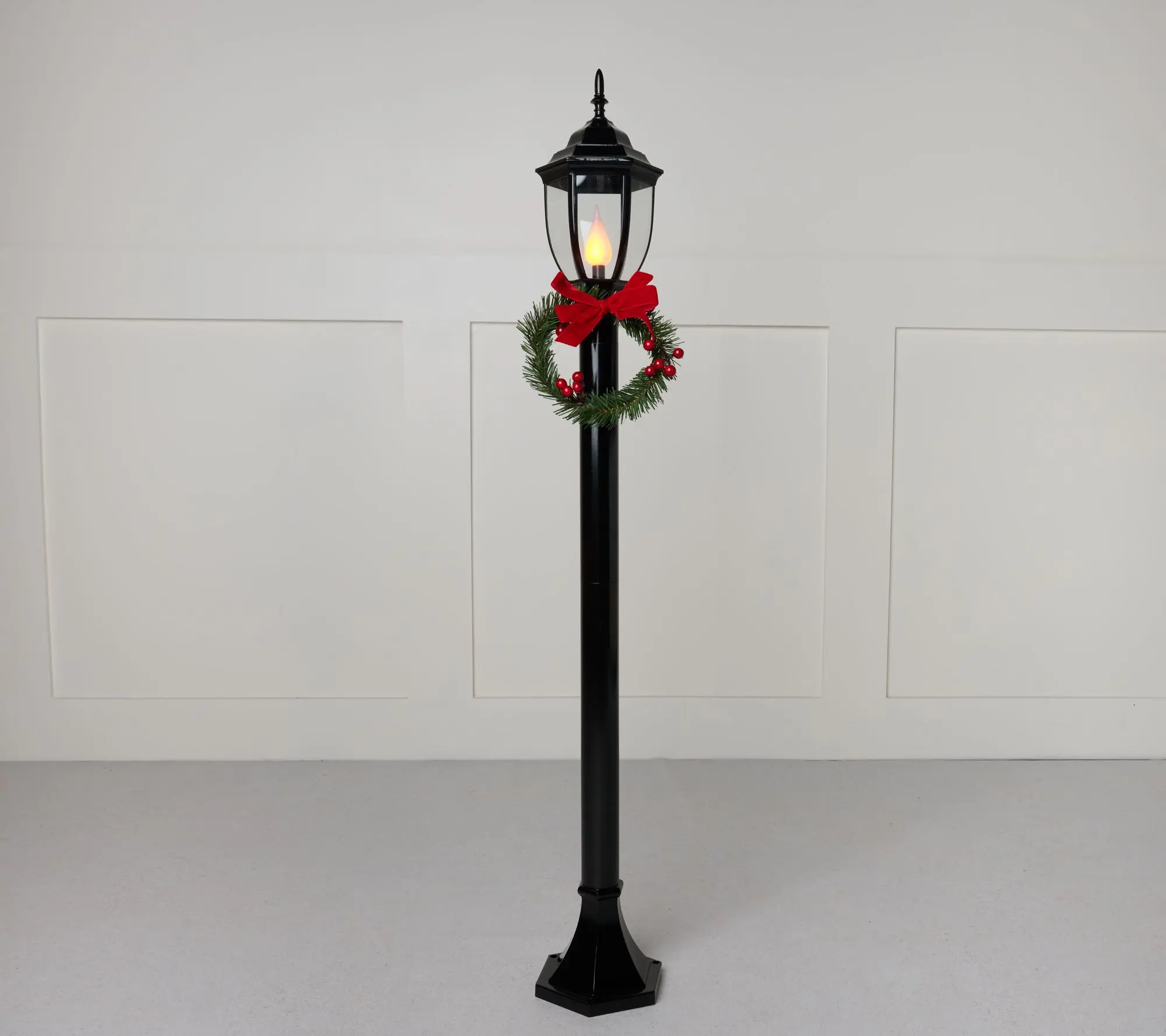 Mr. Christmas Adjustable Height Vintage Lamp Post