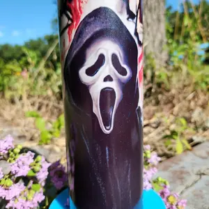 Glow in the dark 20oz scream tumbler horror theme killer ghost